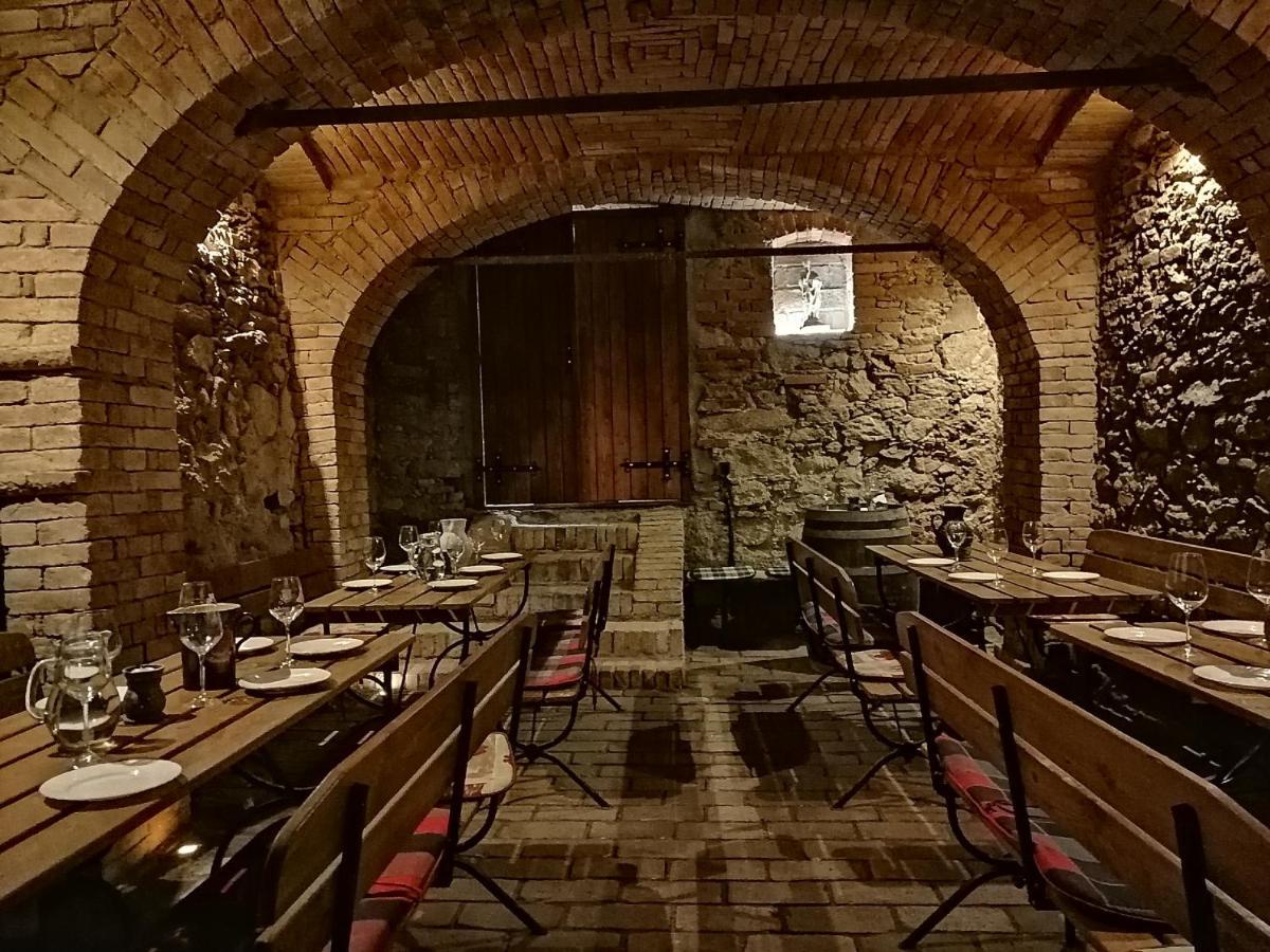 Privat Bohemia Hotel Šatov Екстериор снимка