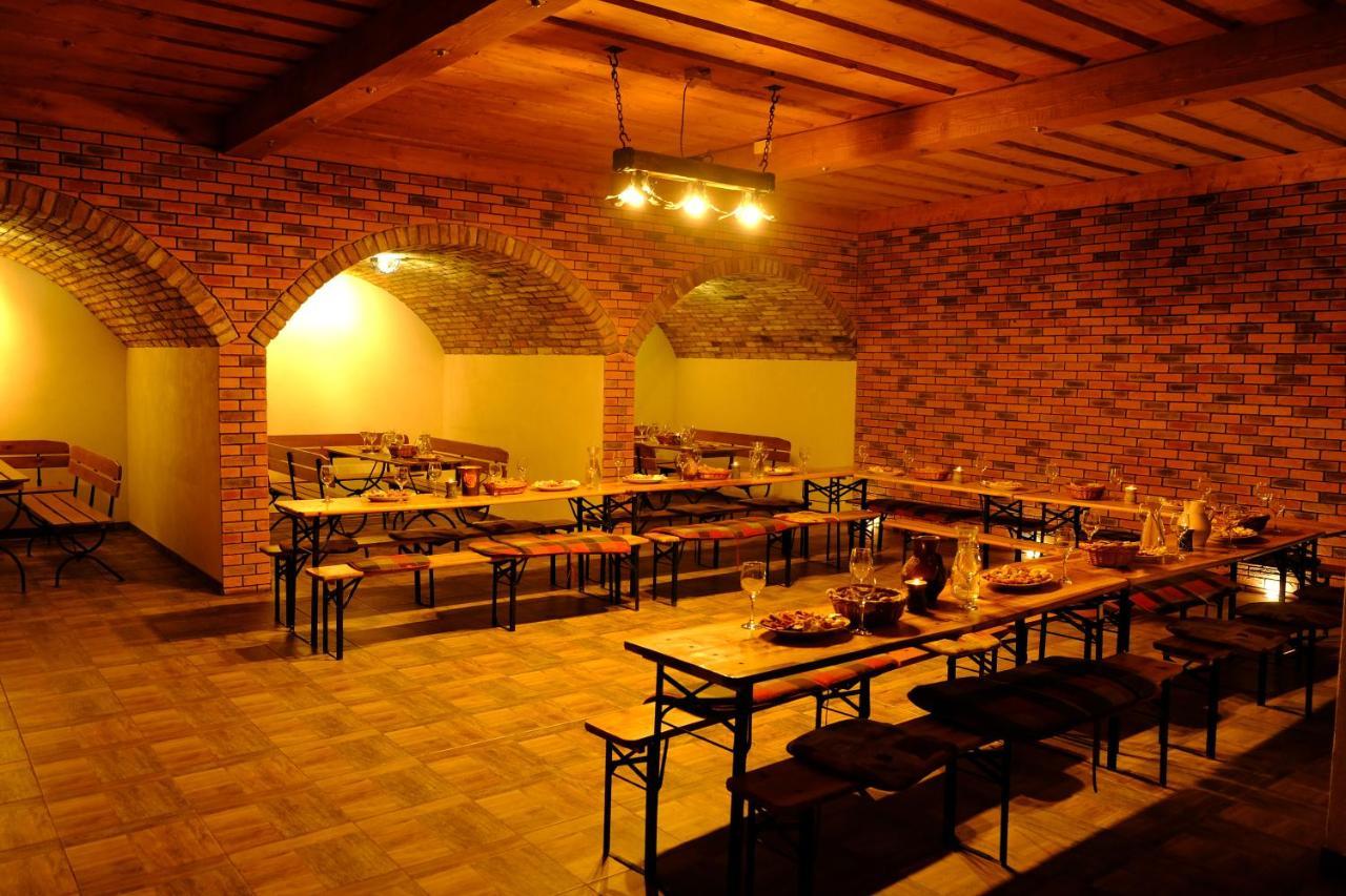 Privat Bohemia Hotel Šatov Екстериор снимка