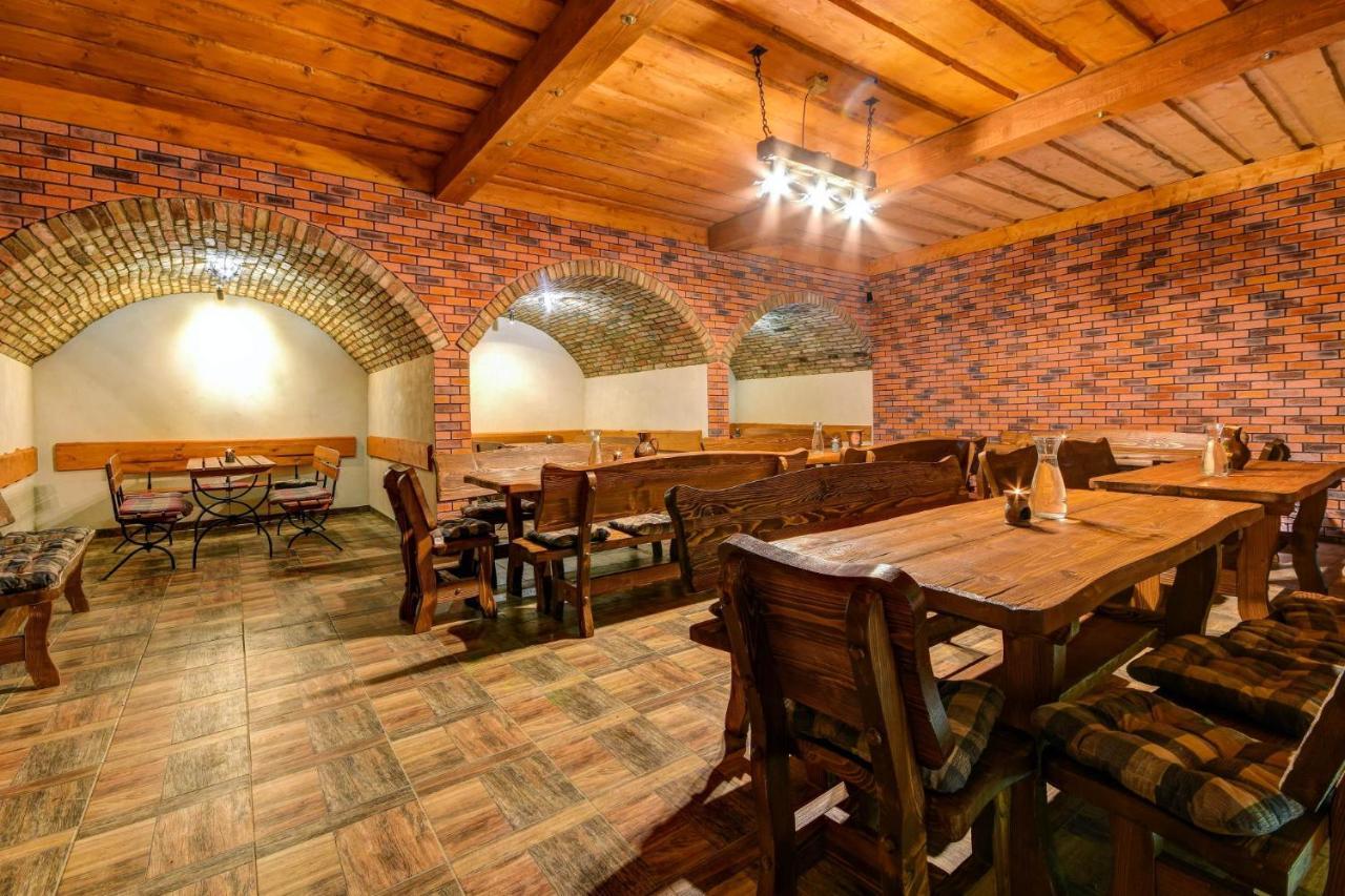 Privat Bohemia Hotel Šatov Екстериор снимка